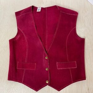 Vintage Fashion Wagon 33" Chest Red Suede Vest 3 Snap Close